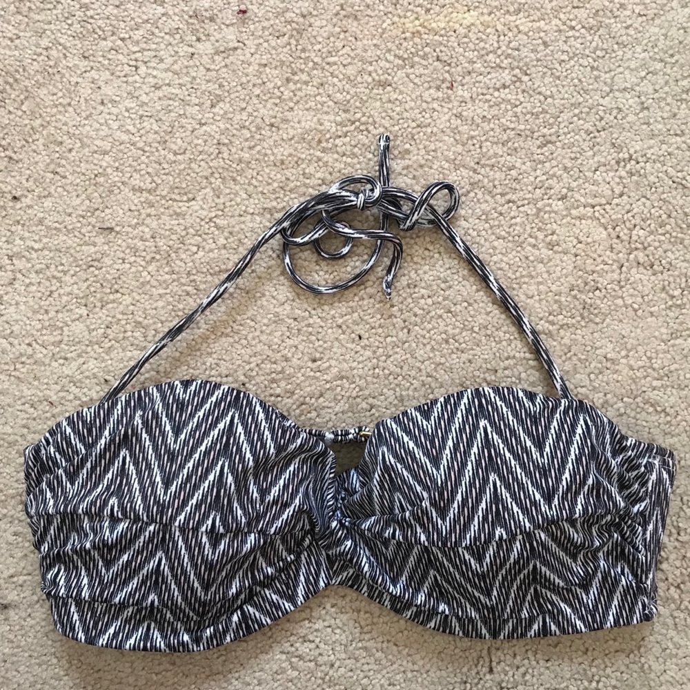 Victoria’s Secret bathing suit top